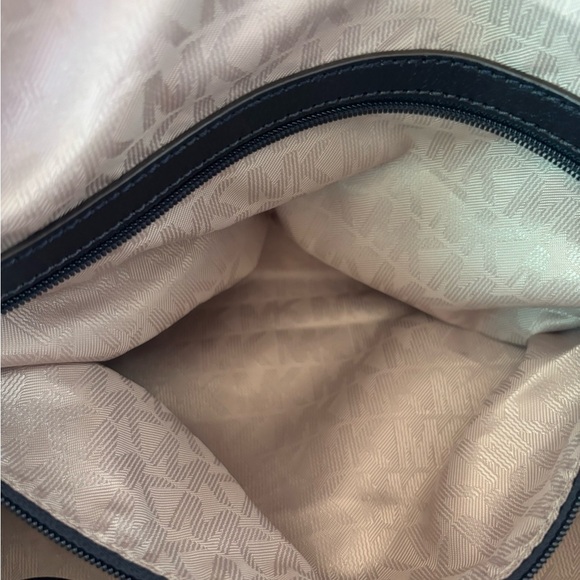 Michael Kors EUC Navy Printed Canvas Duffel Bag. - Picture 8 of 11